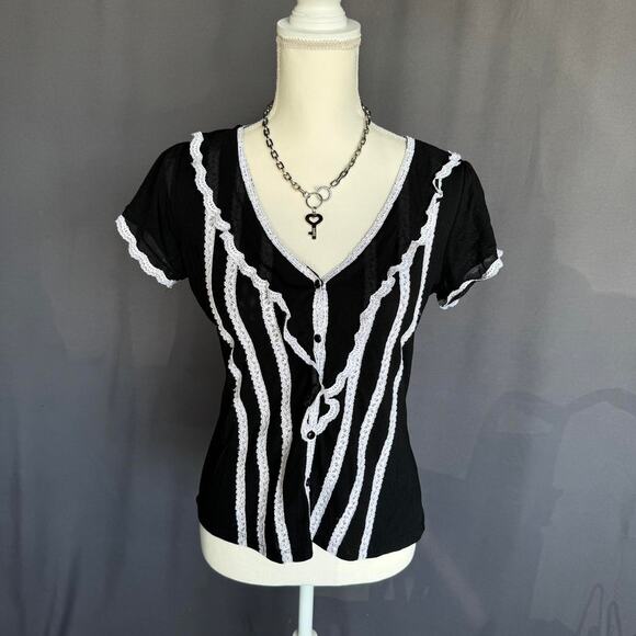 Gothic lolita blouse button up - Picture 1 of 5